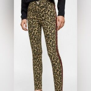 ZARA "The Skinny" Velvet Leopard Animal Print Stretchy Denim Jeans Size 6/8